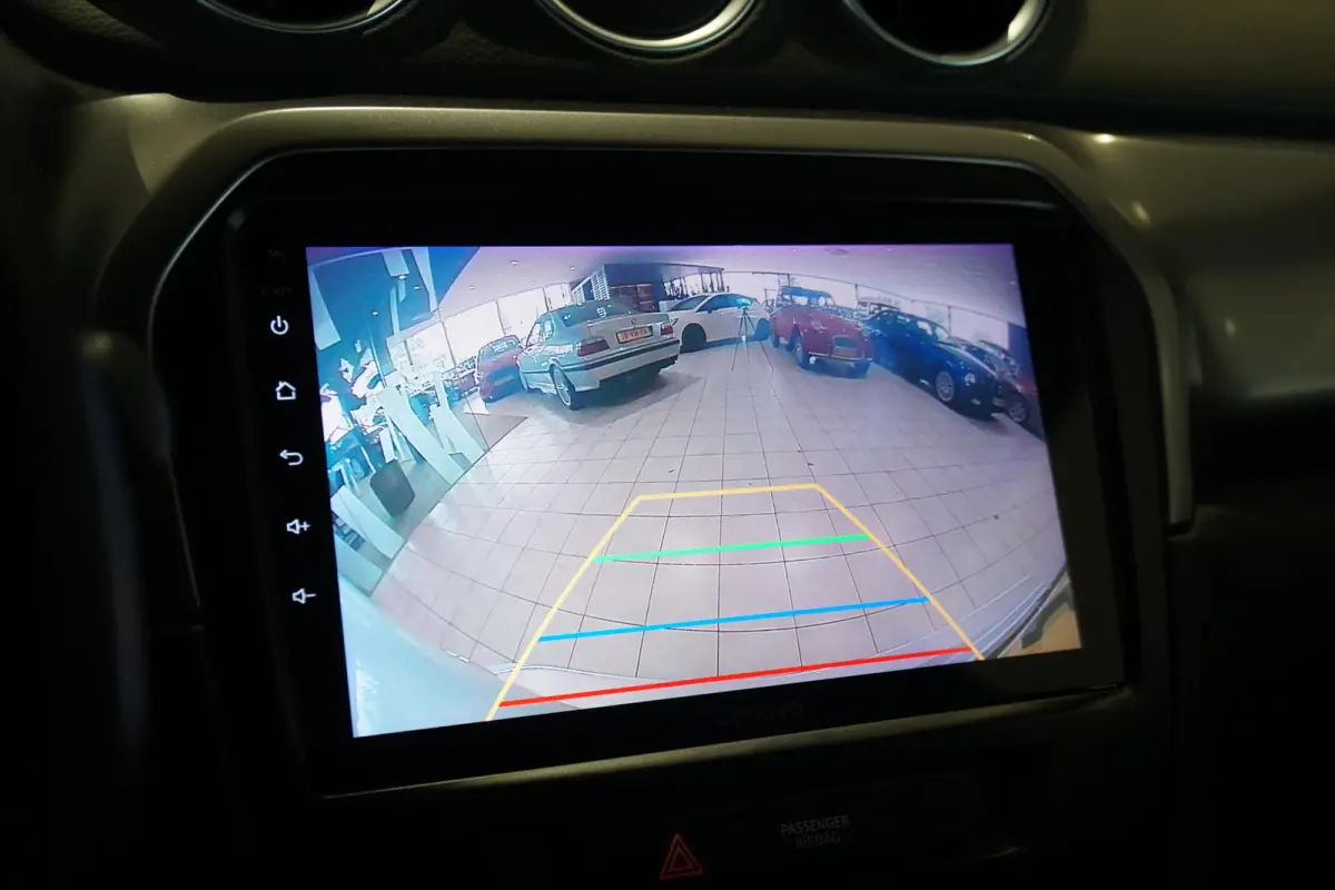 1.4 Boosterjet Select Smart Hybrid + STOELVERWARMING / CAMERA