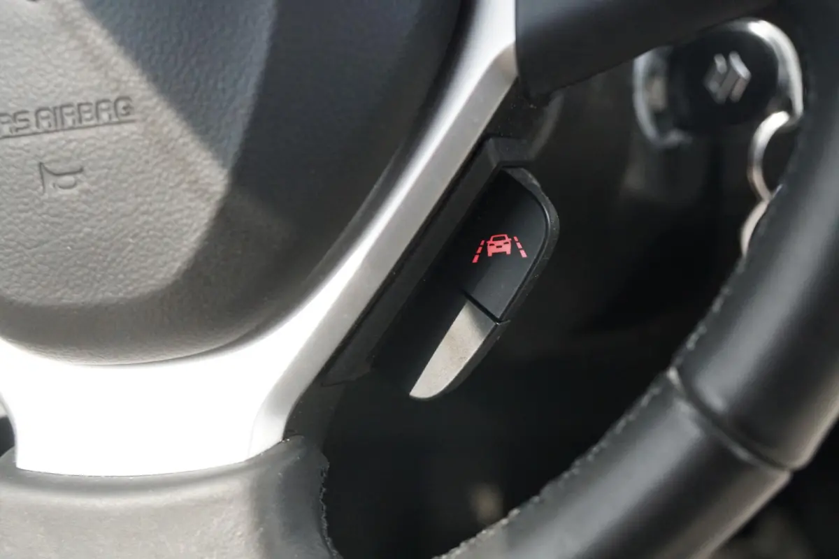 1.4 Boosterjet Select Smart Hybrid + STOELVERWARMING / CAMERA