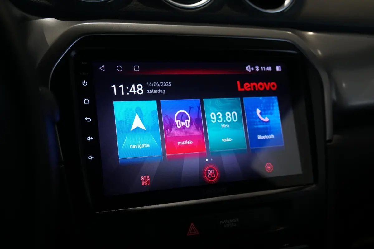 1.4 Boosterjet Select Smart Hybrid + STOELVERWARMING / CAMERA