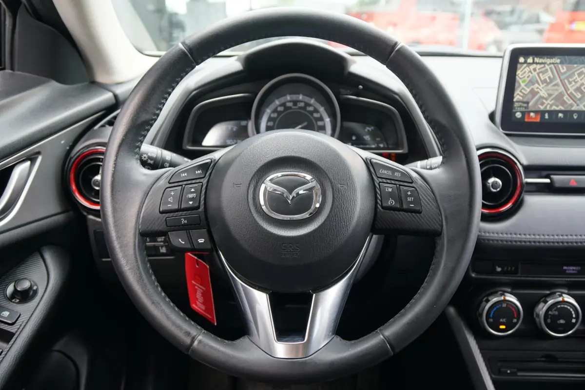 2.0 SkyActiv-G 120 S + LED / NAVIGATIE / SENSOREN / STOELVERWARMING