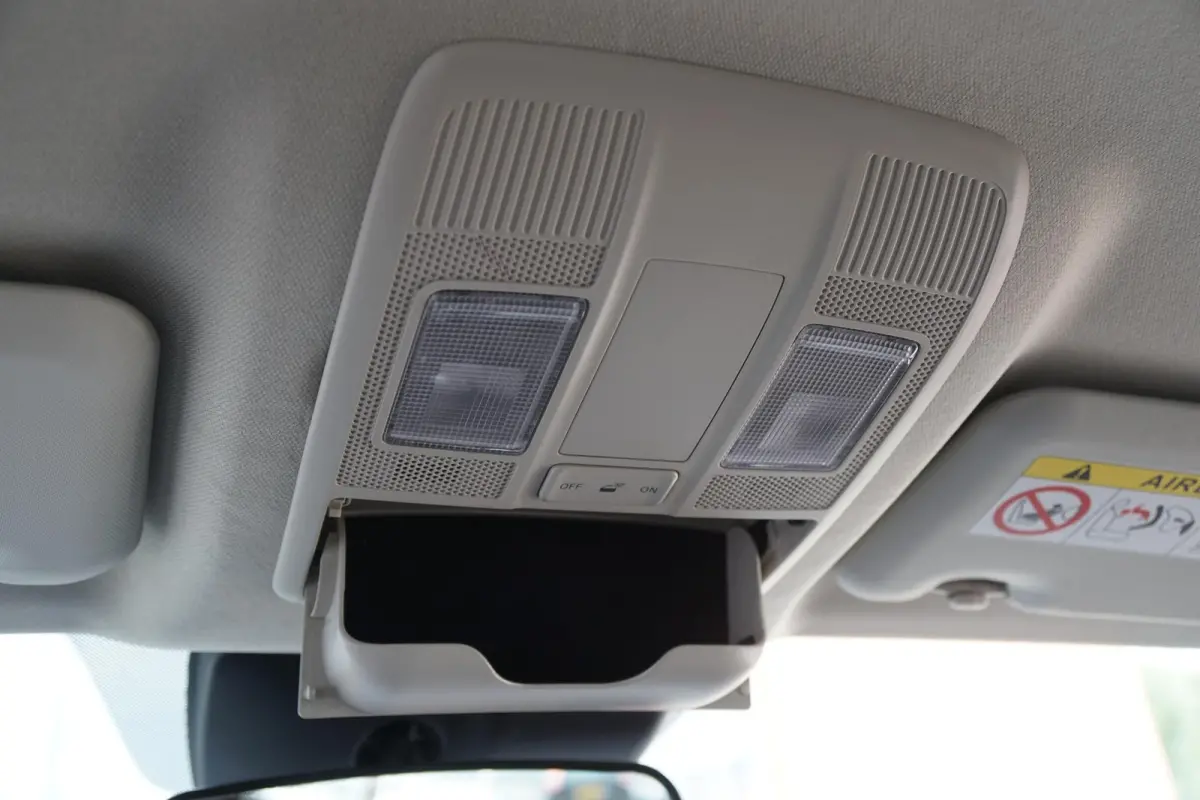 2.0 SkyActiv-G 120 S + LED / NAVIGATIE / SENSOREN / STOELVERWARMING