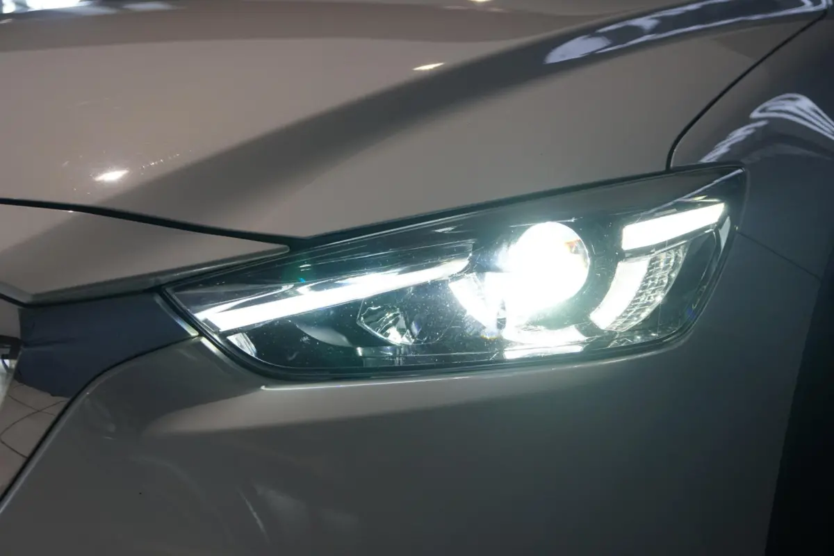 2.0 SkyActiv-G 120 S + LED / NAVIGATIE / SENSOREN / STOELVERWARMING