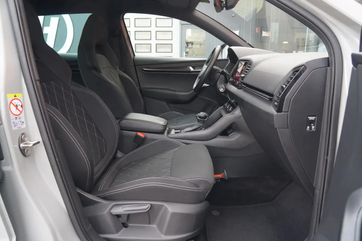 1.5 TSI ACT Sportline Business *EERSTE EIGENAAR* + KEYLESS / CAMERA / CANTON AUDIO / TREKHAAK