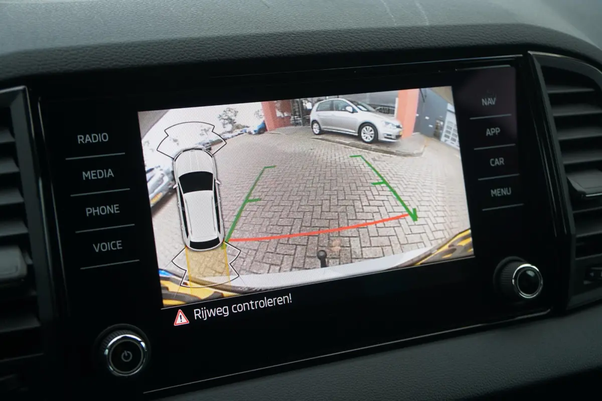 1.5 TSI ACT Sportline Business *EERSTE EIGENAAR* + KEYLESS / CAMERA / CANTON AUDIO / TREKHAAK