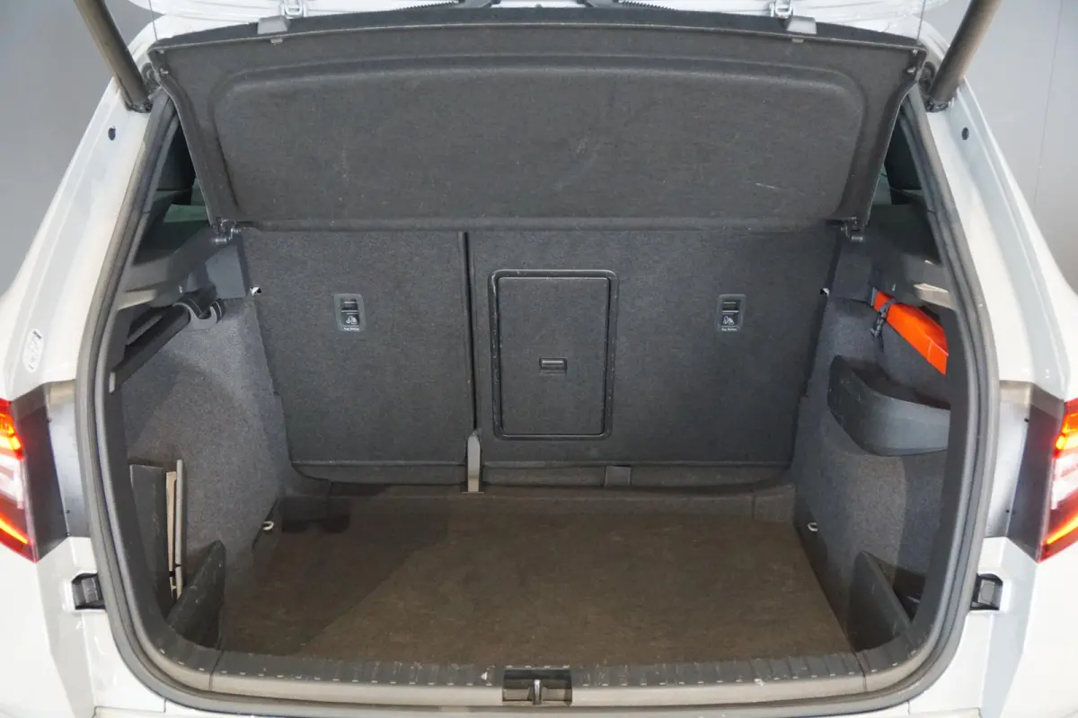 1.5 TSI ACT Sportline Business *EERSTE EIGENAAR* + KEYLESS / CAMERA / CANTON AUDIO / TREKHAAK