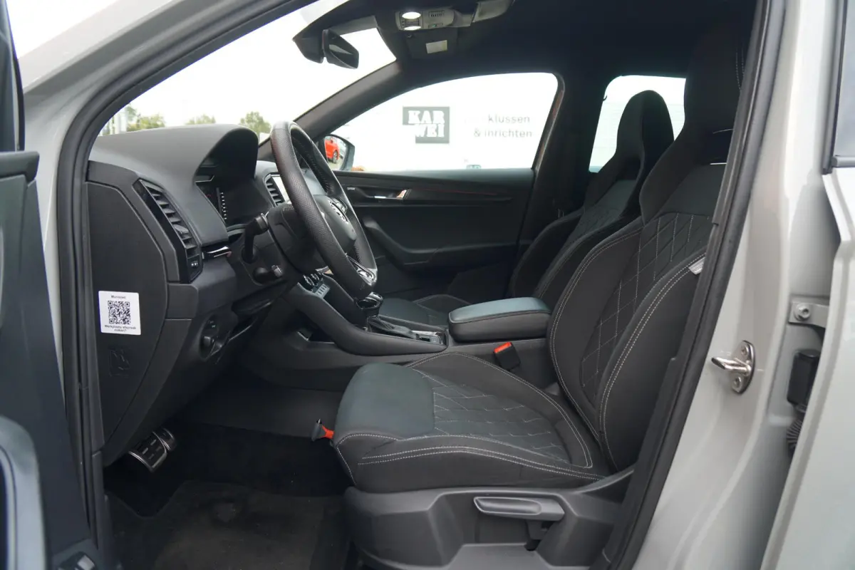 1.5 TSI ACT Sportline Business *EERSTE EIGENAAR* + KEYLESS / CAMERA / CANTON AUDIO / TREKHAAK