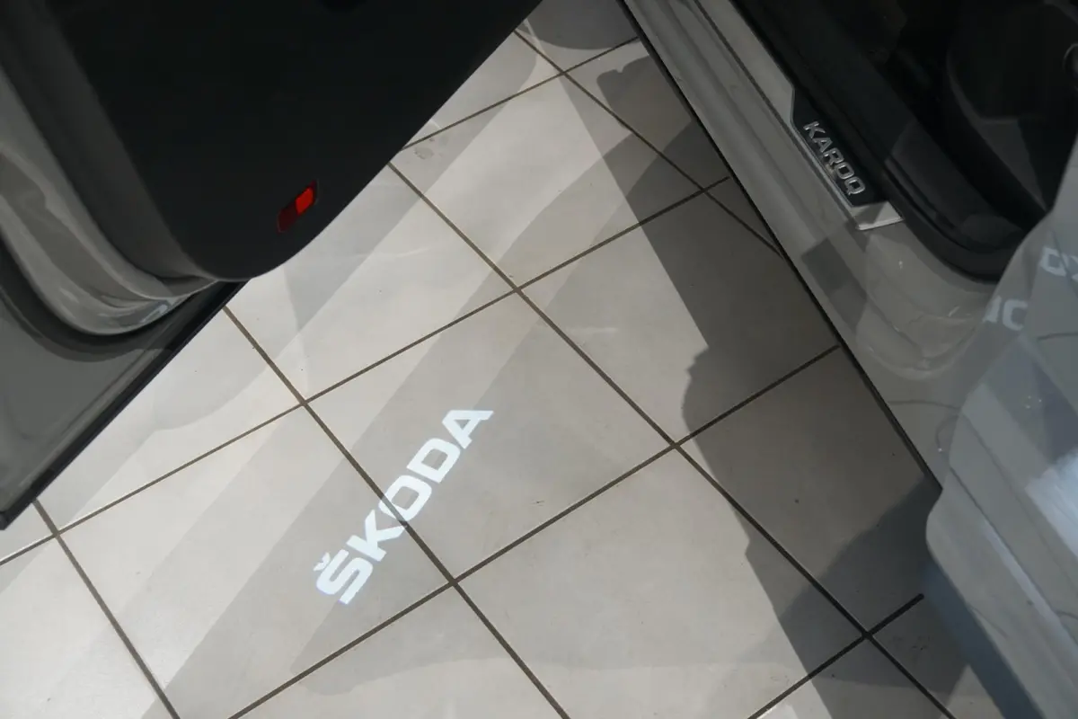 1.5 TSI ACT Sportline Business *EERSTE EIGENAAR* + KEYLESS / CAMERA / CANTON AUDIO / TREKHAAK
