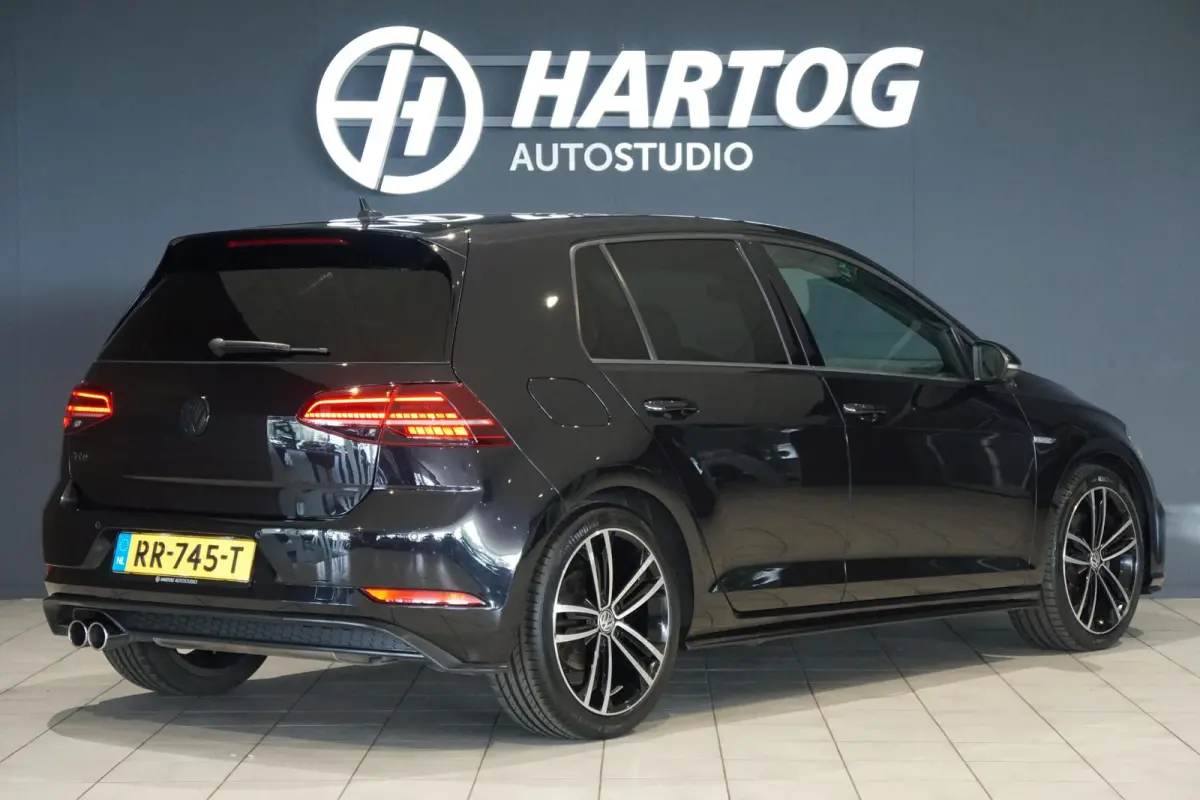2.0 TDI GTD *INCL BTW* DSG / LEDER / CAMERA / LED / CARPLAY / ACC