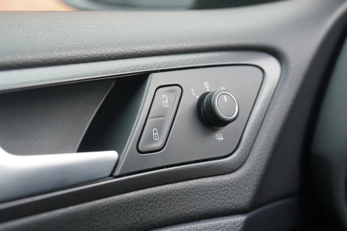 2.0 TDI GTD *INCL BTW* DSG / LEDER / CAMERA / LED / CARPLAY / ACC