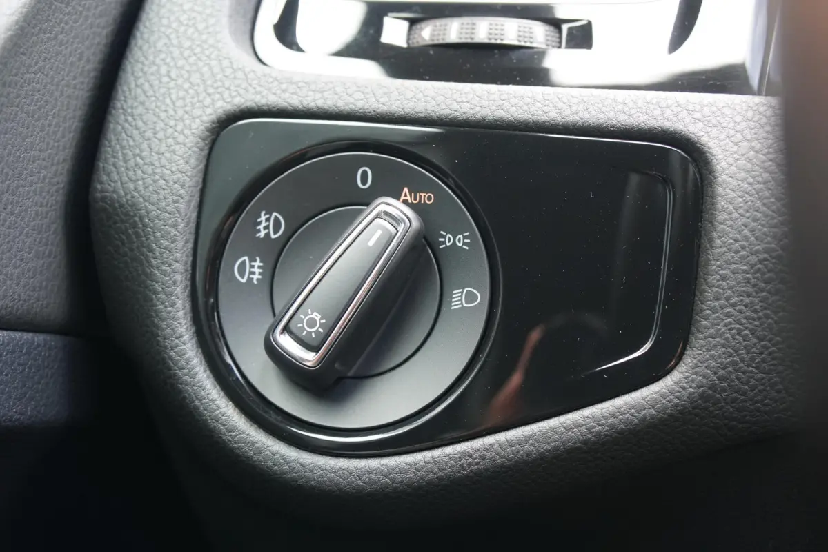 2.0 TDI GTD *INCL BTW* DSG / LEDER / CAMERA / LED / CARPLAY / ACC
