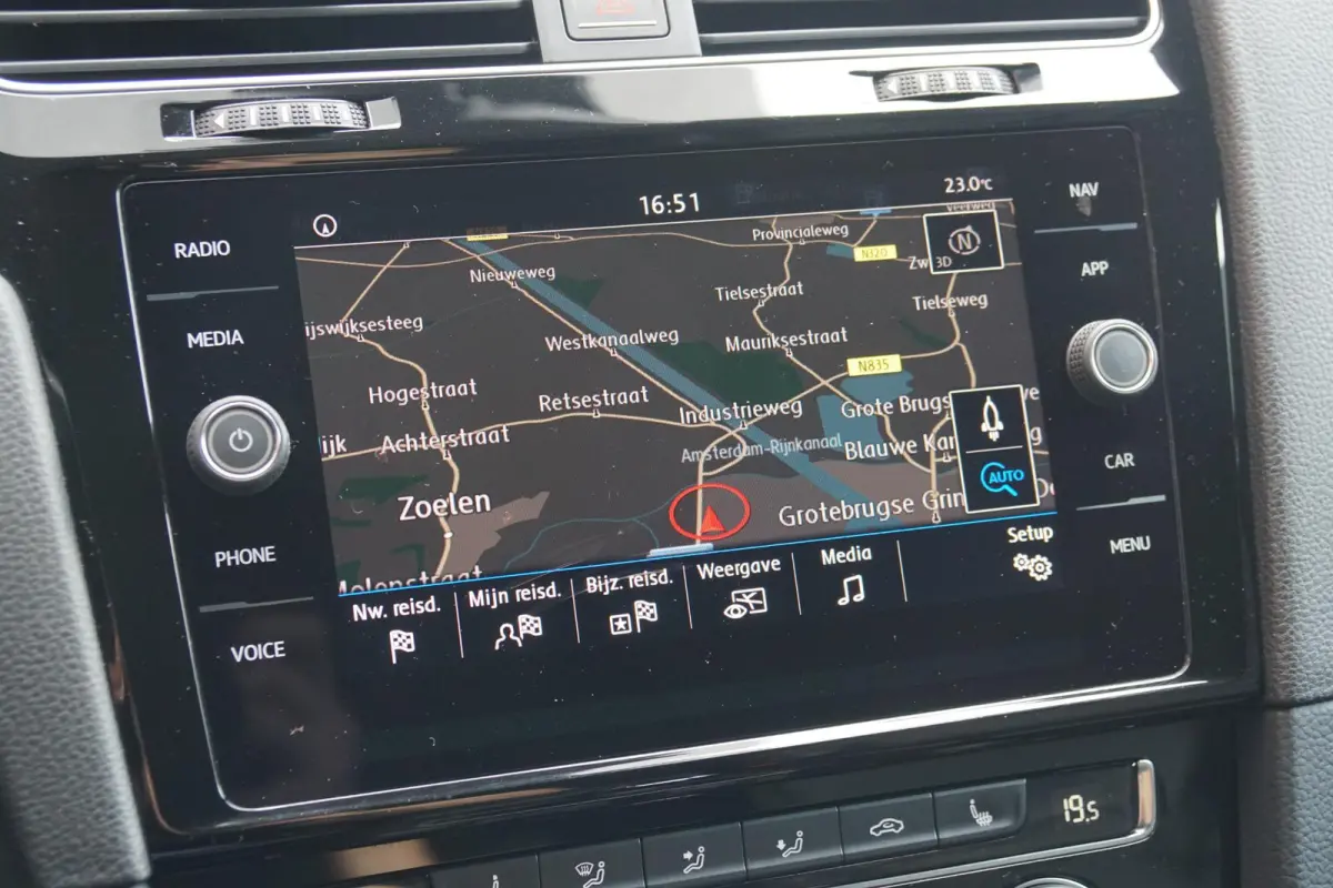 2.0 TDI GTD *INCL BTW* DSG / LEDER / CAMERA / LED / CARPLAY / ACC