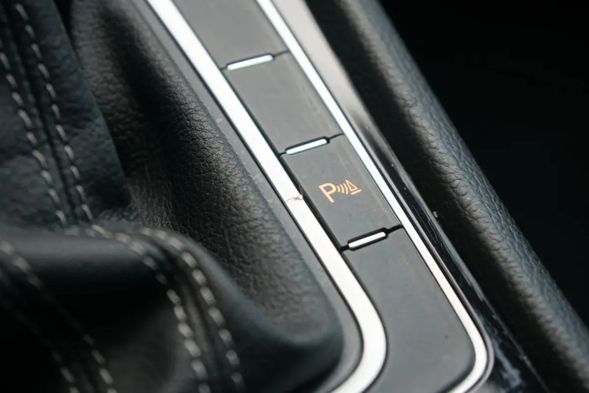 2.0 TDI GTD *INCL BTW* DSG / LEDER / CAMERA / LED / CARPLAY / ACC