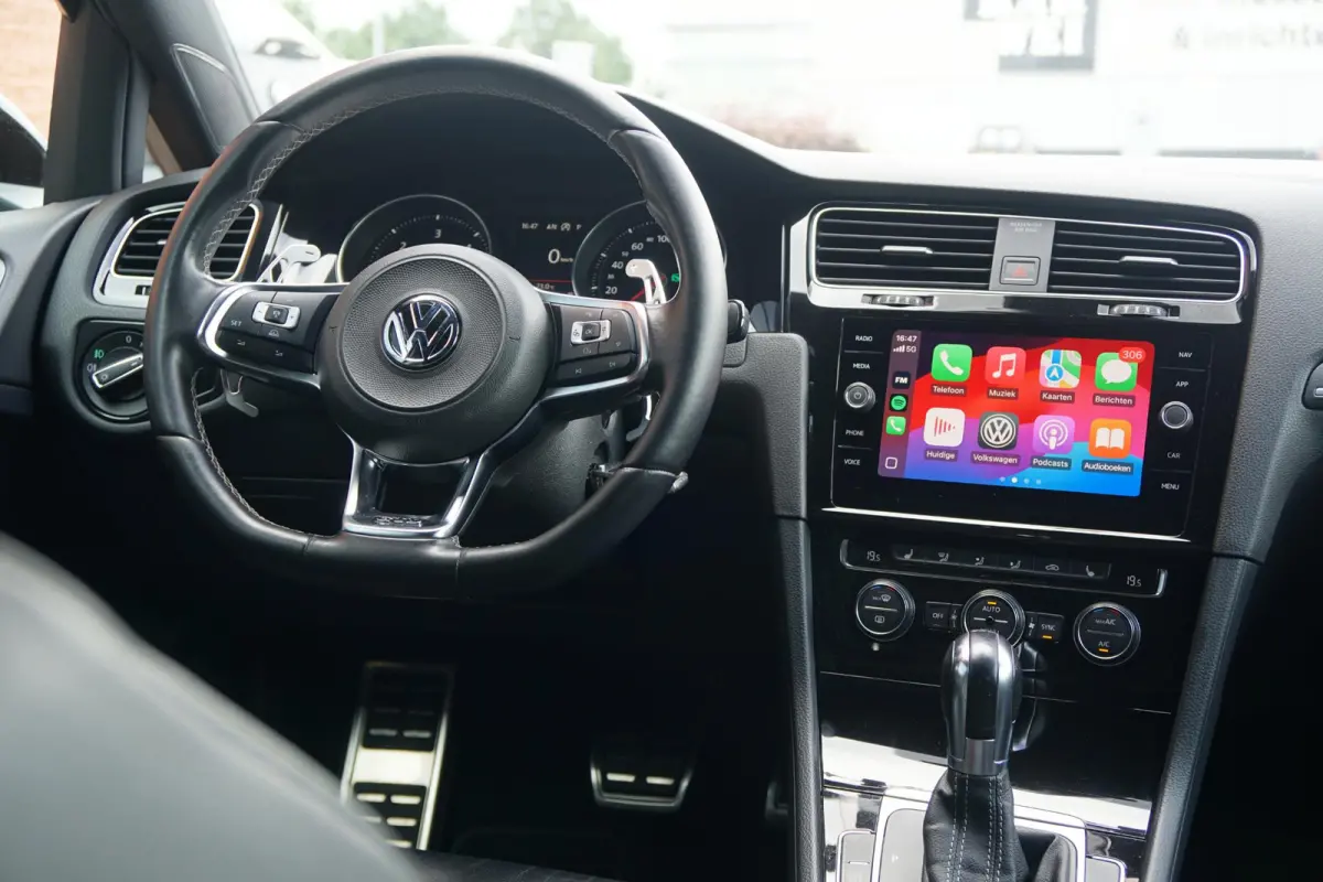 2.0 TDI GTD *INCL BTW* DSG / LEDER / CAMERA / LED / CARPLAY / ACC