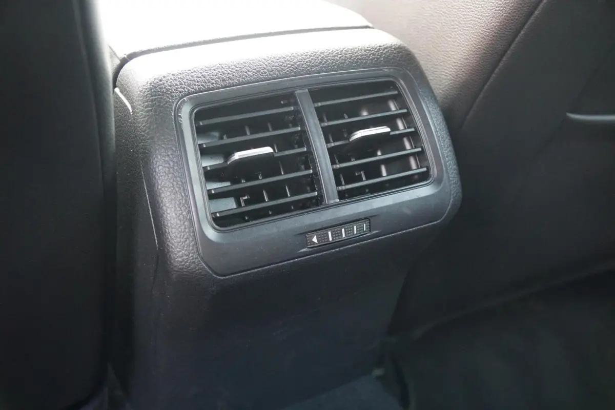 2.0 TDI GTD *INCL BTW* DSG / LEDER / CAMERA / LED / CARPLAY / ACC