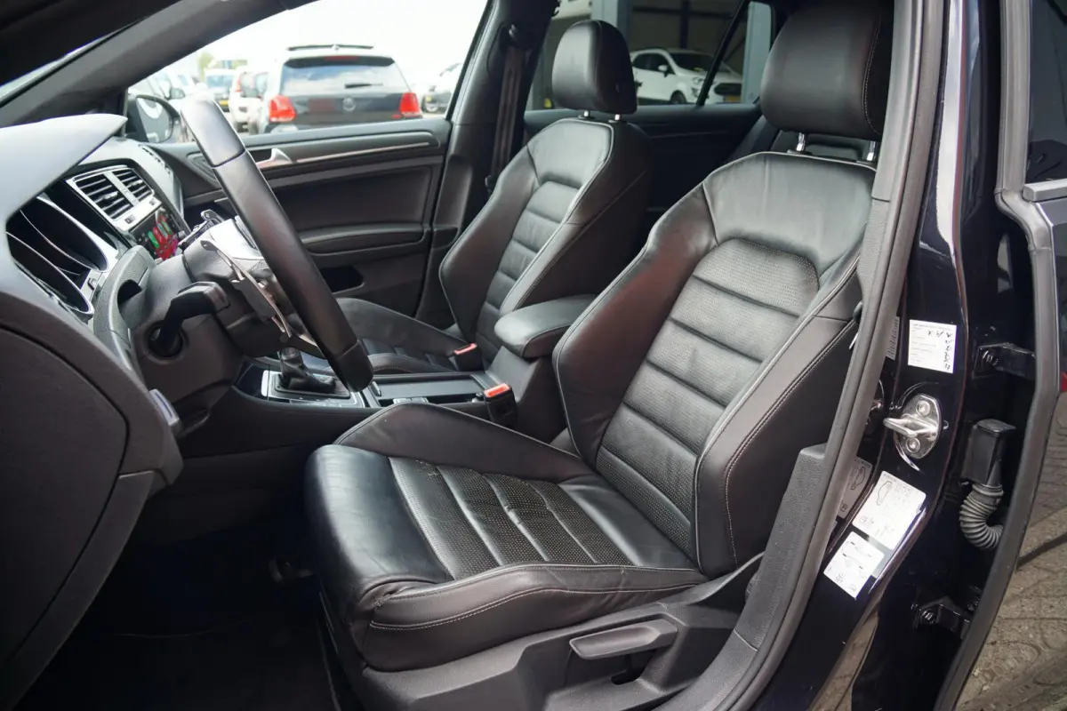 2.0 TDI GTD *INCL BTW* DSG / LEDER / CAMERA / LED / CARPLAY / ACC