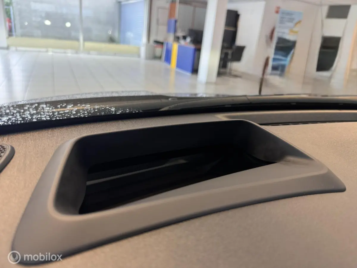 1.5 Hybrid 130 Executive Carplay