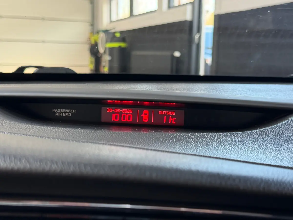 Pro_cee'd 1.6 T-GDi GT | 204PK | Pano | Alcantara | Stoelverwarming | DAB | Climate