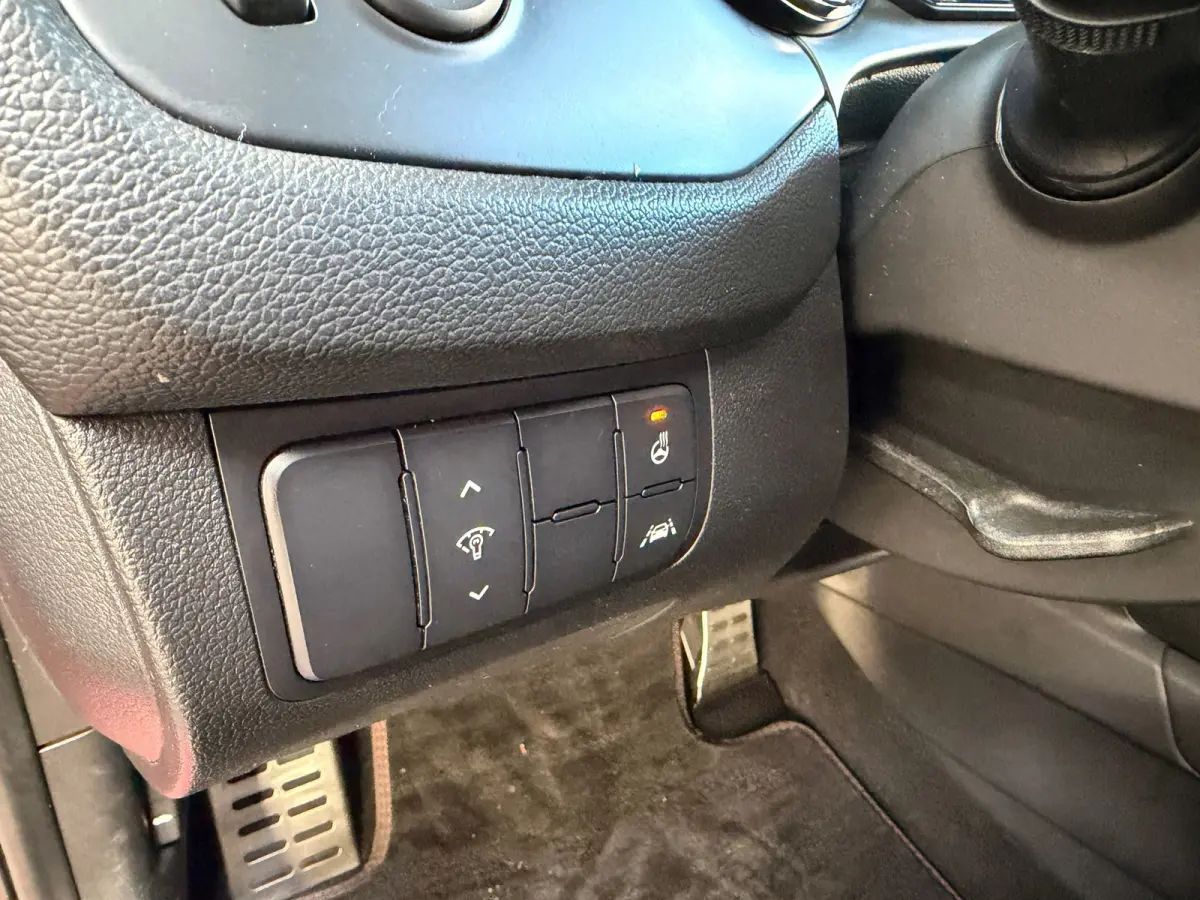 Pro_cee'd 1.6 T-GDi GT | 204PK | Pano | Alcantara | Stoelverwarming | DAB | Climate