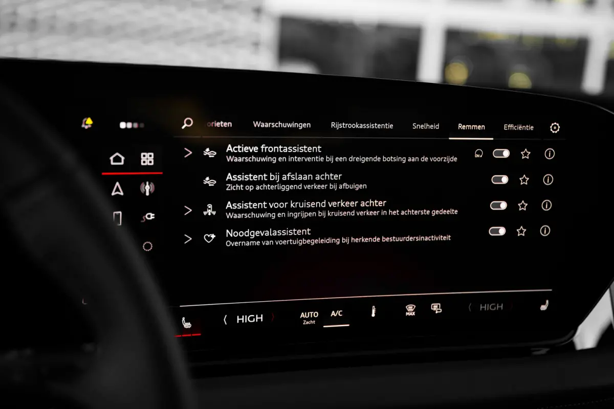 S edition | Audi smartphone interface | Comfortsleutel | Elektrisch instelbare voorstoelen