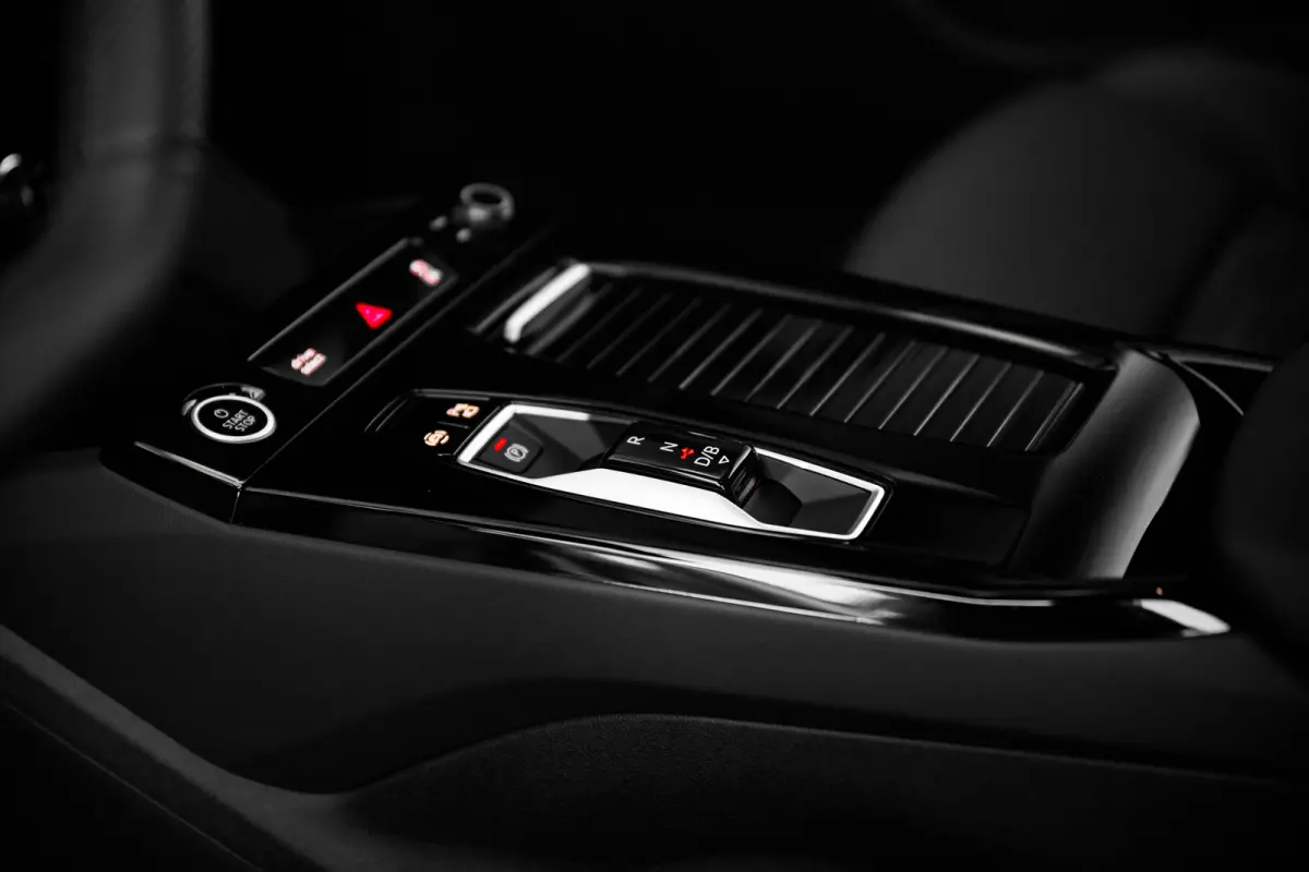S edition | Audi smartphone interface | Comfortsleutel | Elektrisch instelbare voorstoelen