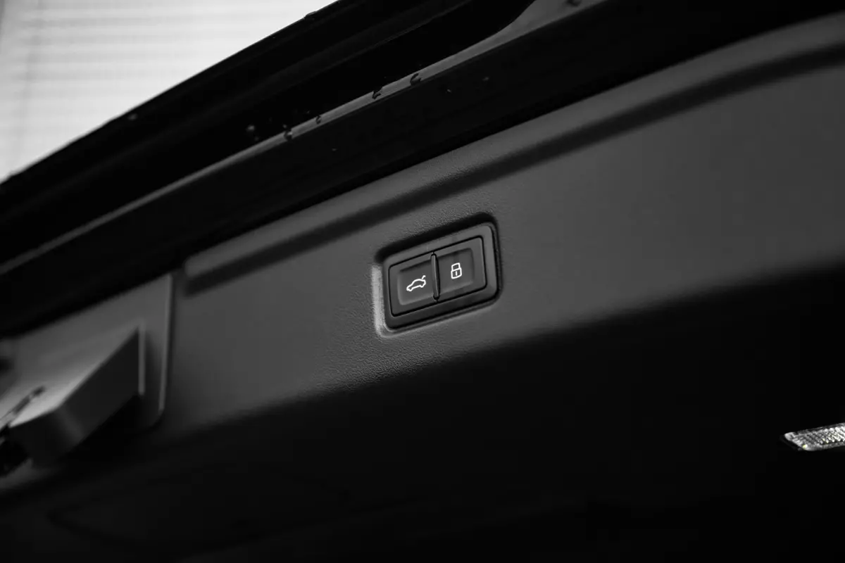 S edition | Audi smartphone interface | Comfortsleutel | Elektrisch instelbare voorstoelen