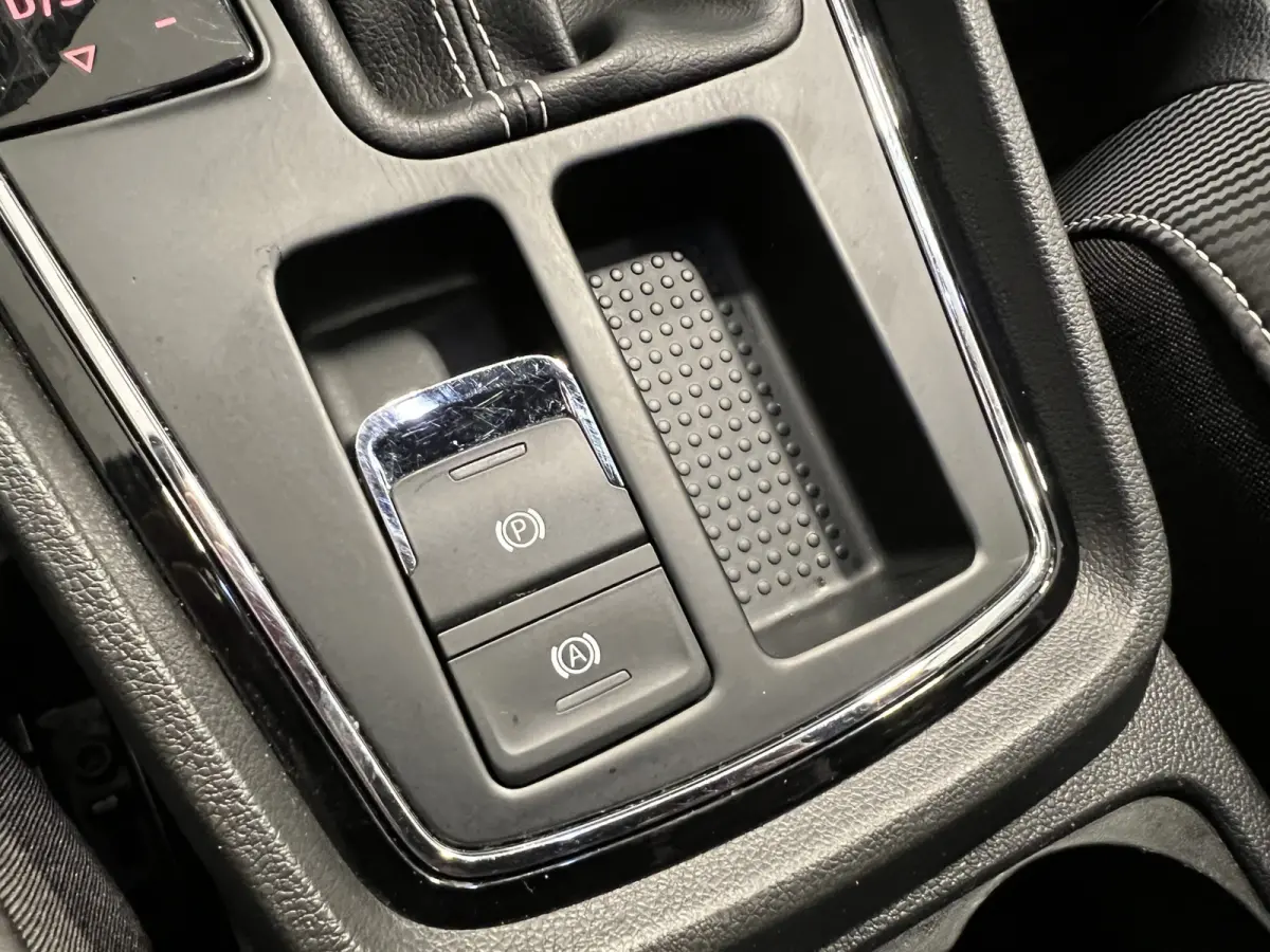 2.0 TSI CUPRA | 290PK! | Navigatie/Android/Apple Carplay | Stoelverwarming | PDC V+A | Cruise Control | Achteruitrijcamera | LMV 19"
