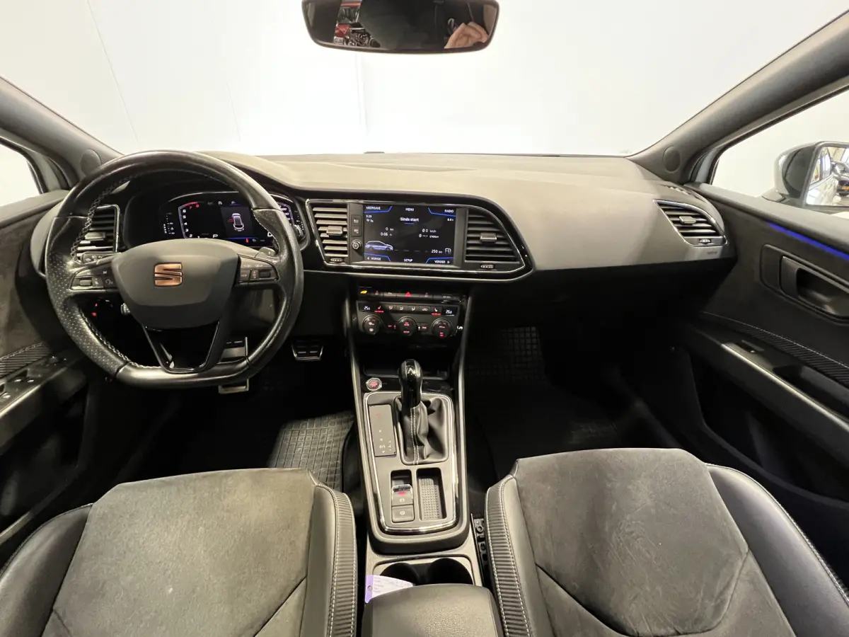2.0 TSI CUPRA | 290PK! | Navigatie/Android/Apple Carplay | Stoelverwarming | PDC V+A | Cruise Control | Achteruitrijcamera | LMV 19"