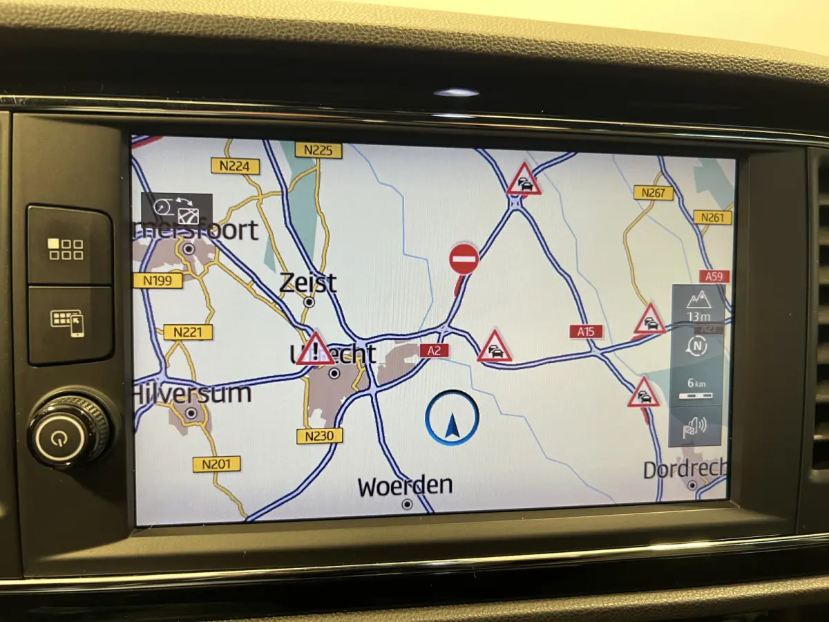2.0 TSI CUPRA | 290PK! | Navigatie/Android/Apple Carplay | Stoelverwarming | PDC V+A | Cruise Control | Achteruitrijcamera | LMV 19"
