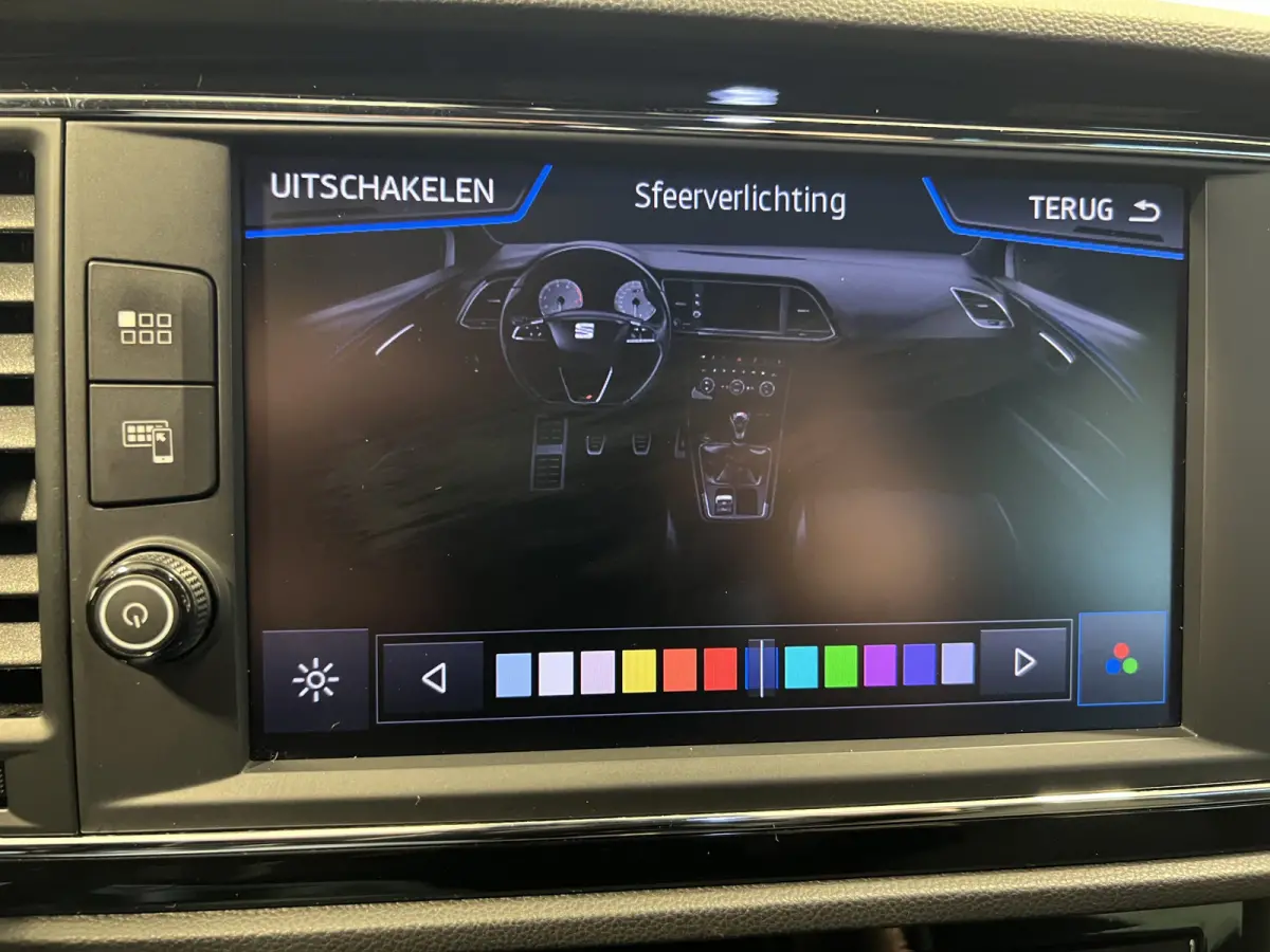 2.0 TSI CUPRA | 290PK! | Navigatie/Android/Apple Carplay | Stoelverwarming | PDC V+A | Cruise Control | Achteruitrijcamera | LMV 19"