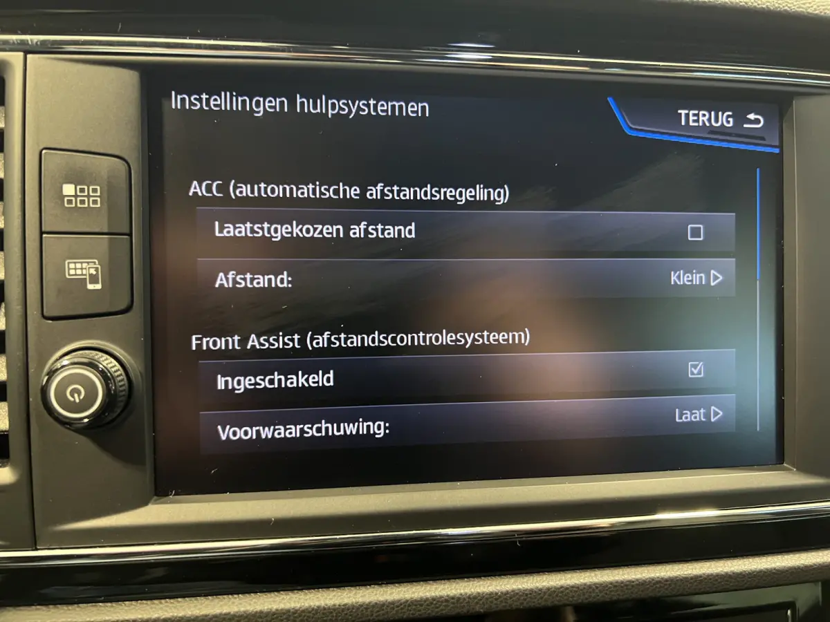 2.0 TSI CUPRA | 290PK! | Navigatie/Android/Apple Carplay | Stoelverwarming | PDC V+A | Cruise Control | Achteruitrijcamera | LMV 19"