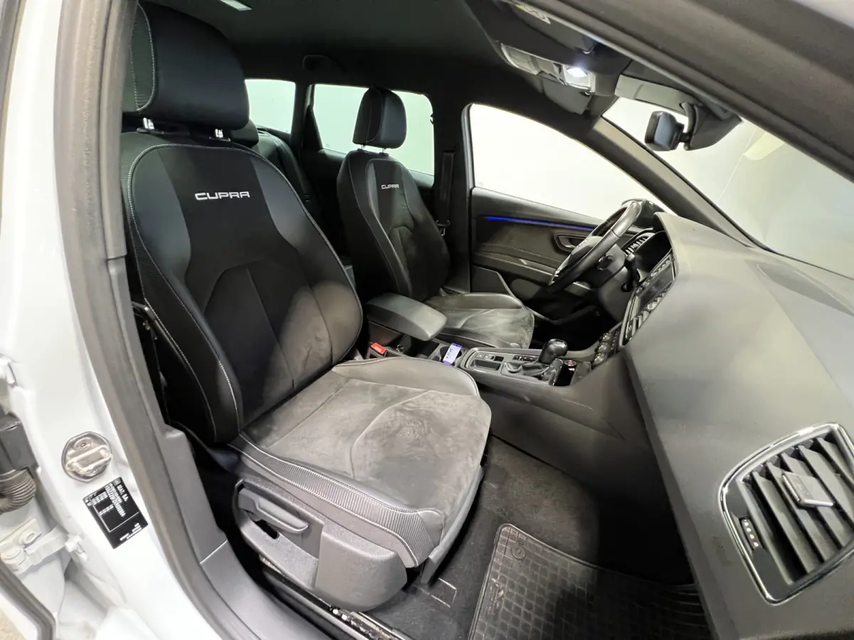 2.0 TSI CUPRA | 290PK! | Navigatie/Android/Apple Carplay | Stoelverwarming | PDC V+A | Cruise Control | Achteruitrijcamera | LMV 19"