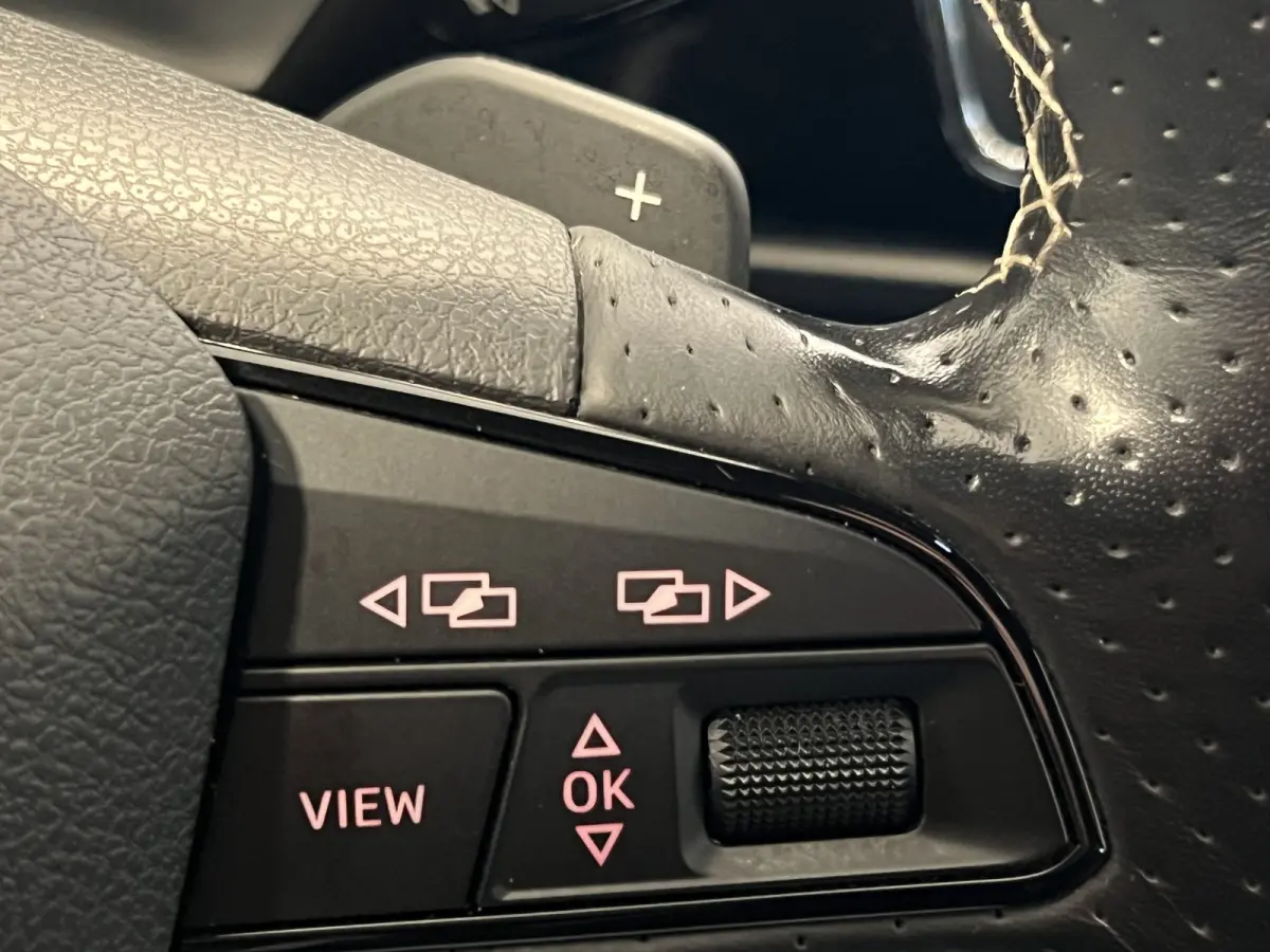 2.0 TSI CUPRA | 290PK! | Navigatie/Android/Apple Carplay | Stoelverwarming | PDC V+A | Cruise Control | Achteruitrijcamera | LMV 19"