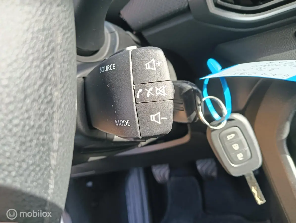 1.0 TCe 90 LED/CarPlay/PDC/4seiz.banden
