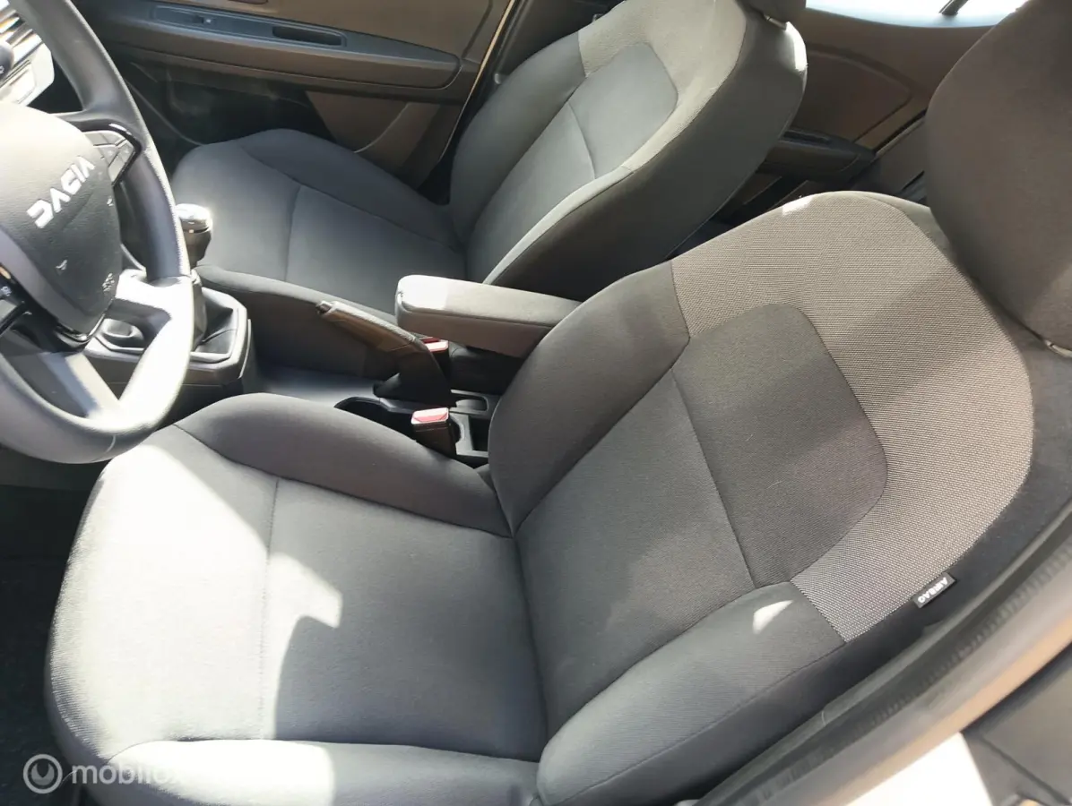 1.0 TCe 90 LED/CarPlay/PDC/4seiz.banden
