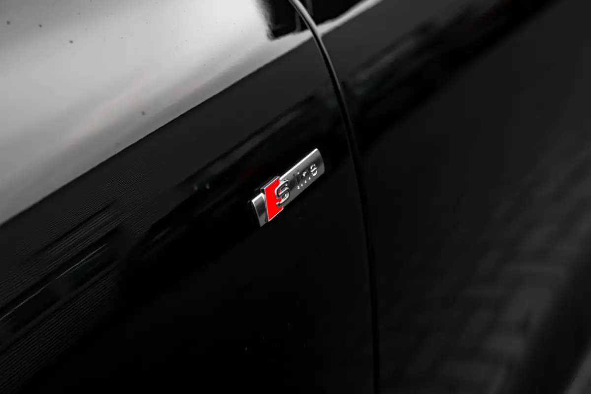S edition, A6 e-tron (2025) | Audi smartphone interface | Comfortsleutel | Elektrisch instelbare voorstoelen