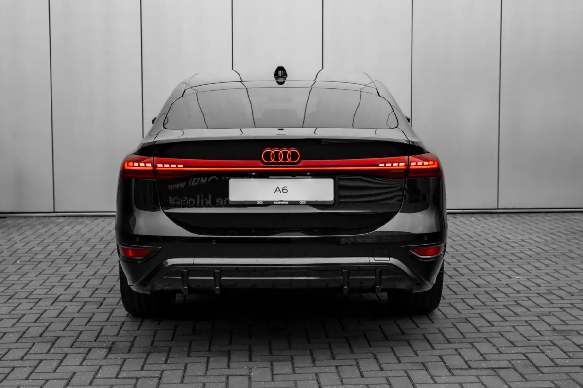 S edition, A6 e-tron (2025) | Audi smartphone interface | Comfortsleutel | Elektrisch instelbare voorstoelen
