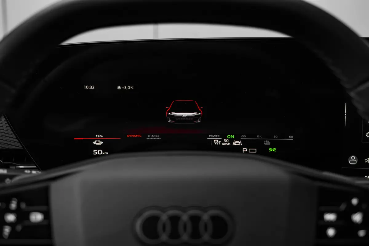 S edition, A6 e-tron (2025) | Audi smartphone interface | Comfortsleutel | Elektrisch instelbare voorstoelen