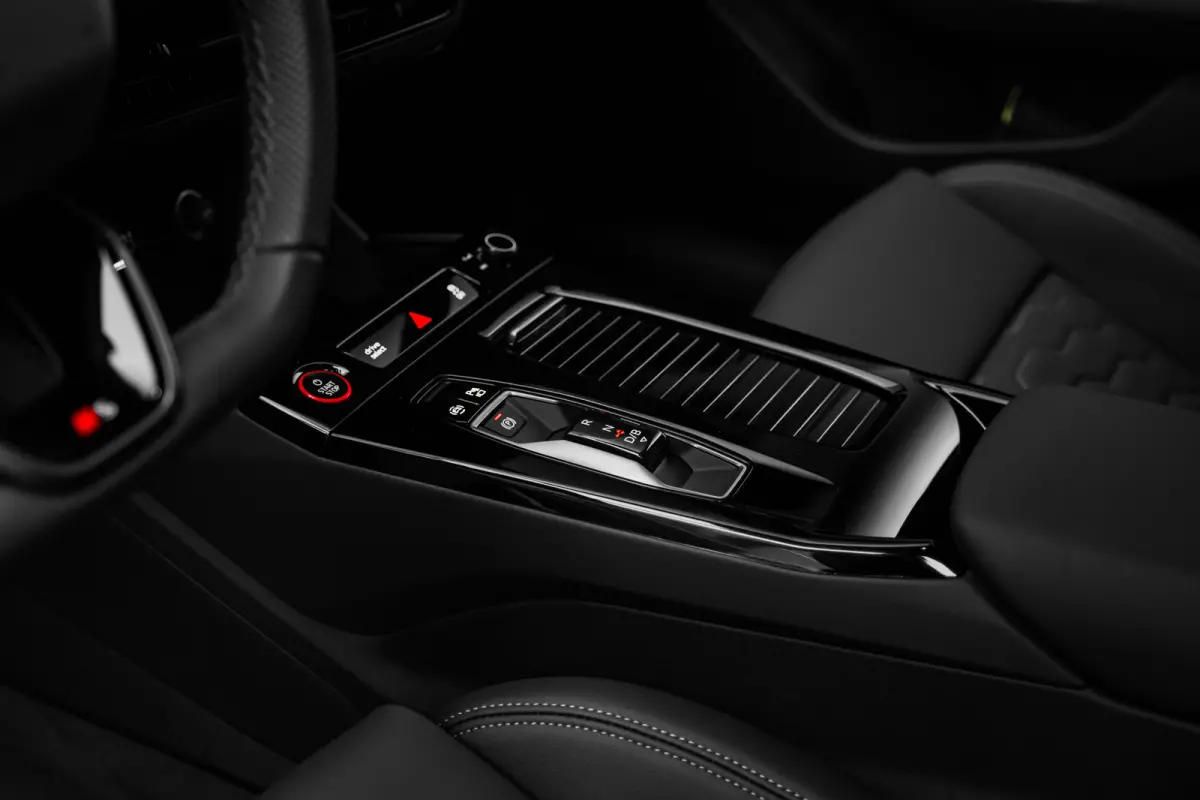 S edition, A6 e-tron (2025) | Audi smartphone interface | Comfortsleutel | Elektrisch instelbare voorstoelen