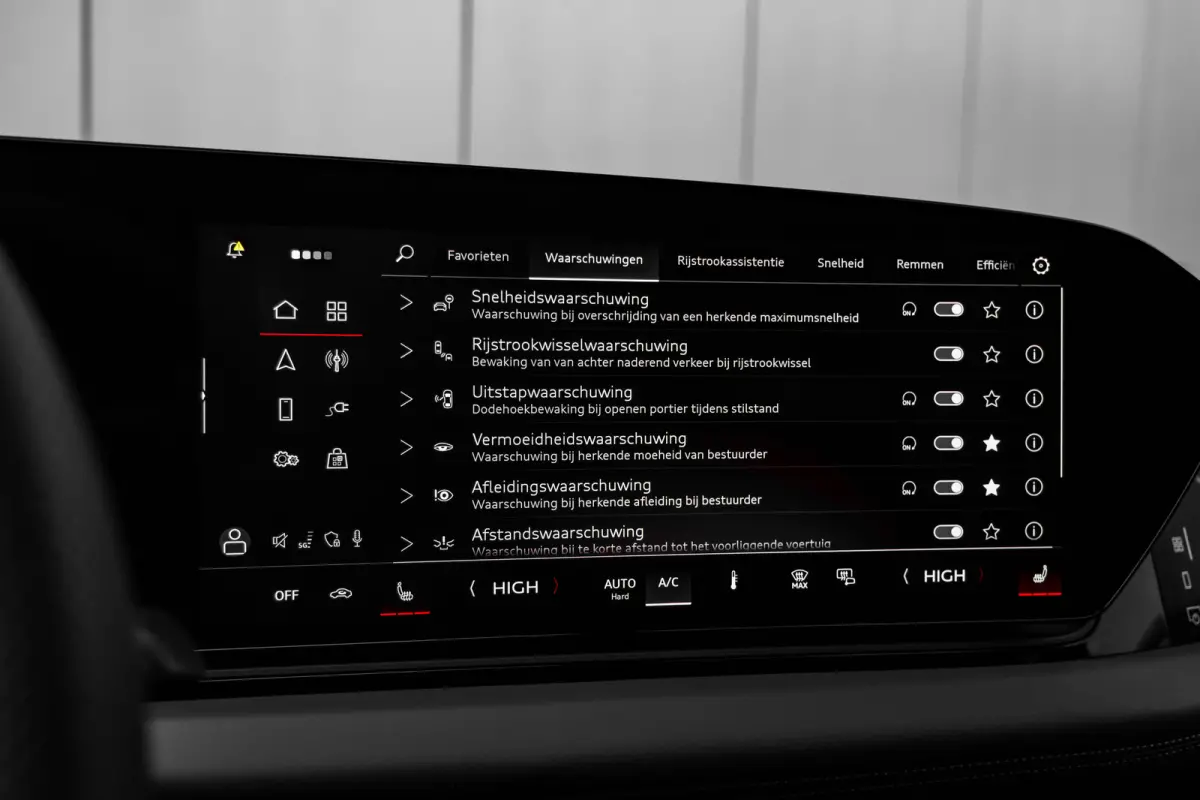 S edition, A6 e-tron (2025) | Audi smartphone interface | Comfortsleutel | Elektrisch instelbare voorstoelen