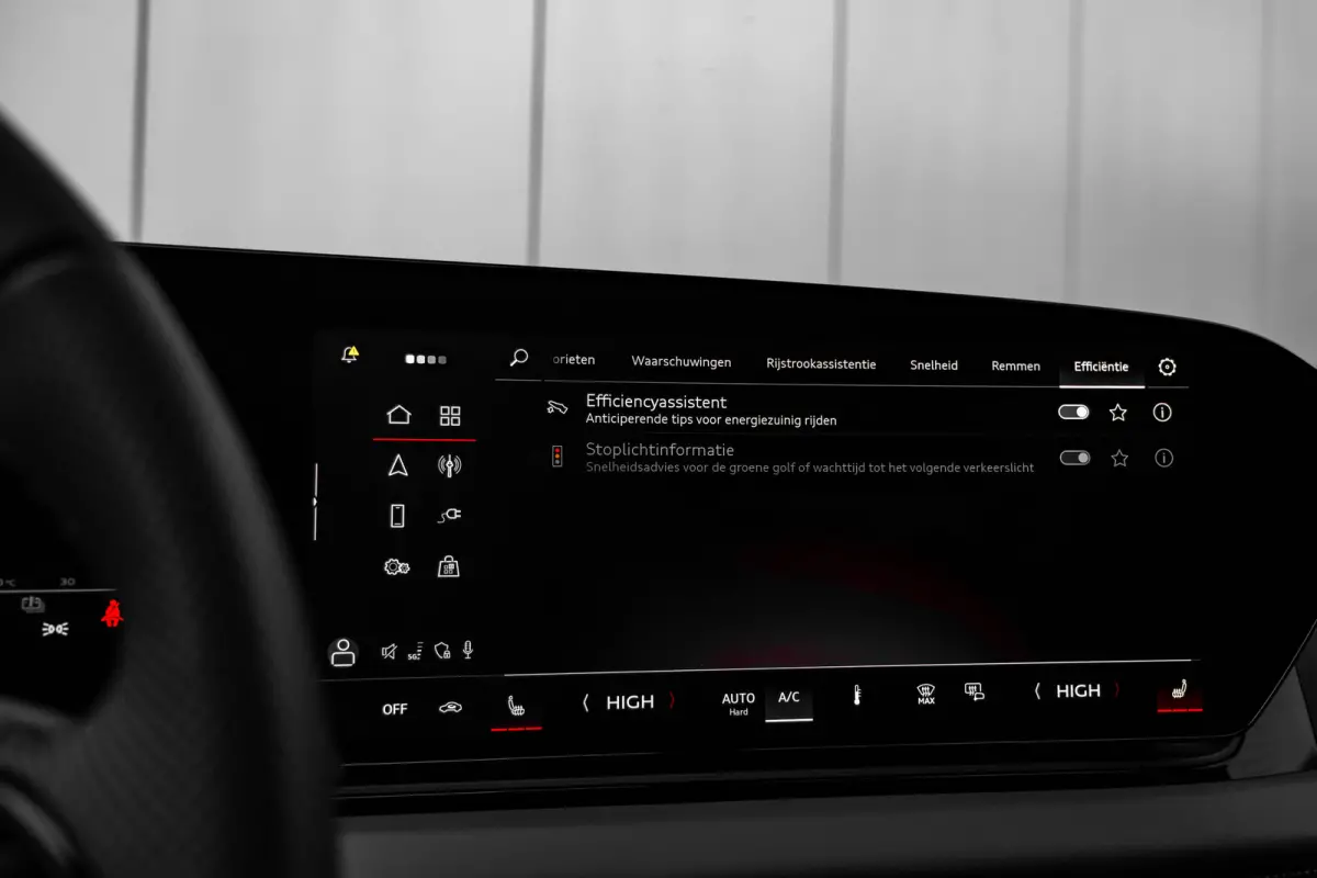 S edition, A6 e-tron (2025) | Audi smartphone interface | Comfortsleutel | Elektrisch instelbare voorstoelen