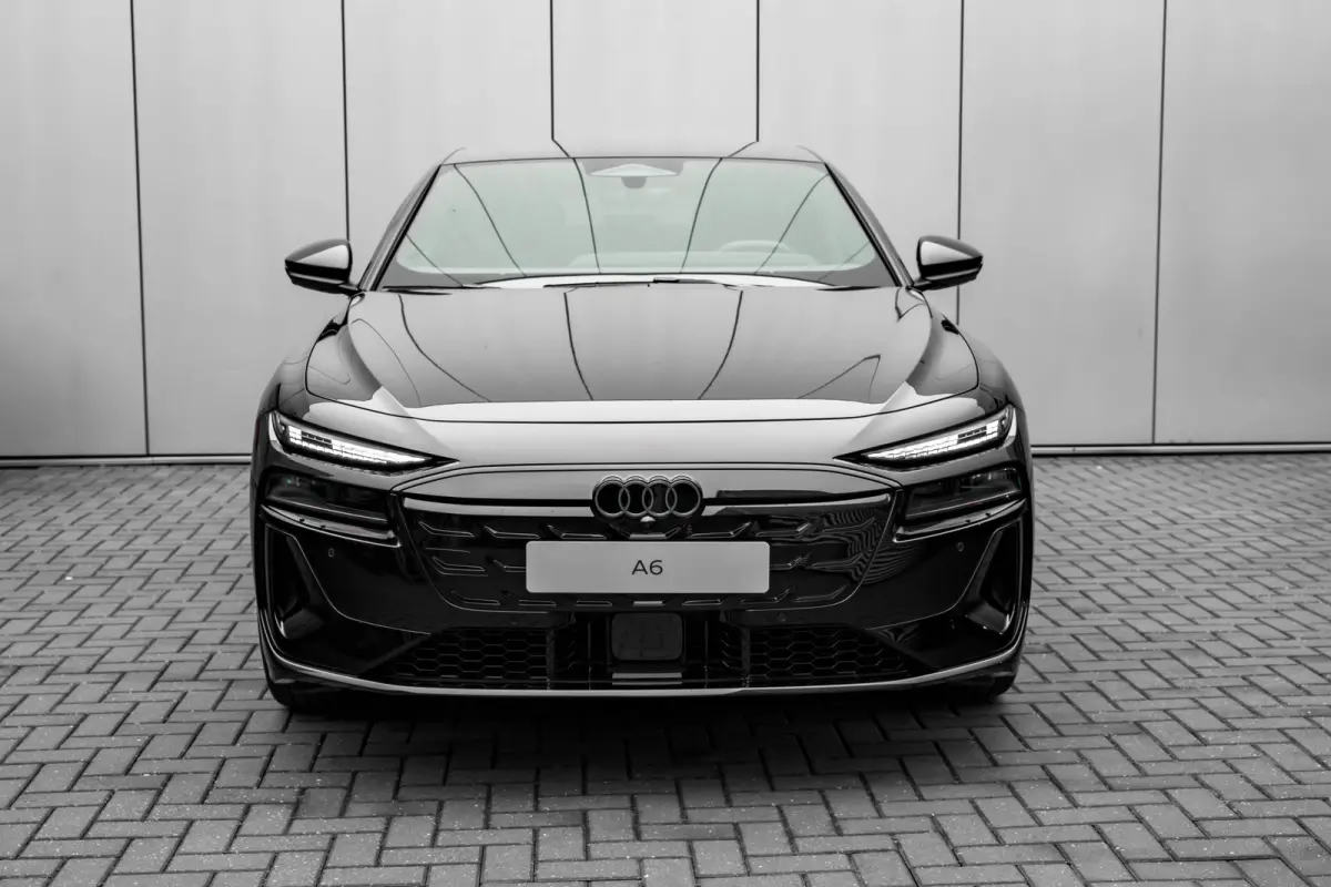 S edition, A6 e-tron (2025) | Audi smartphone interface | Comfortsleutel | Elektrisch instelbare voorstoelen