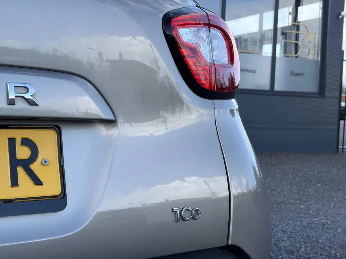 0.9 TCe Expression 2e Eigenaar,Navi,Trekhaak,Pdc,Airco,Cruise,Lm velgen,N.A.P,Weinig Km,Apk tot 01-2027