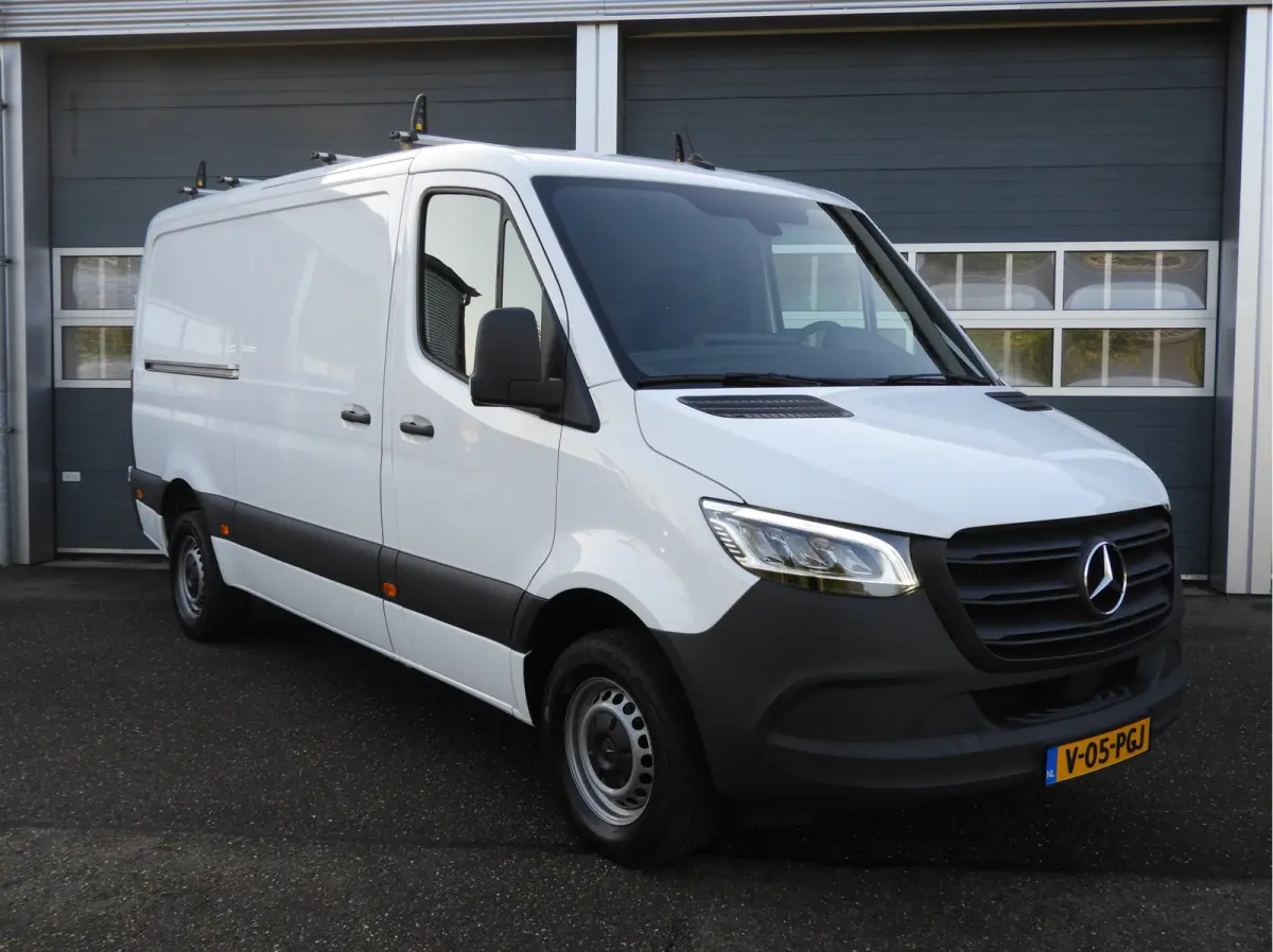 317 1.9 CDI L2H1 RWD AUT | LED | CAMERA | TREKHAAK