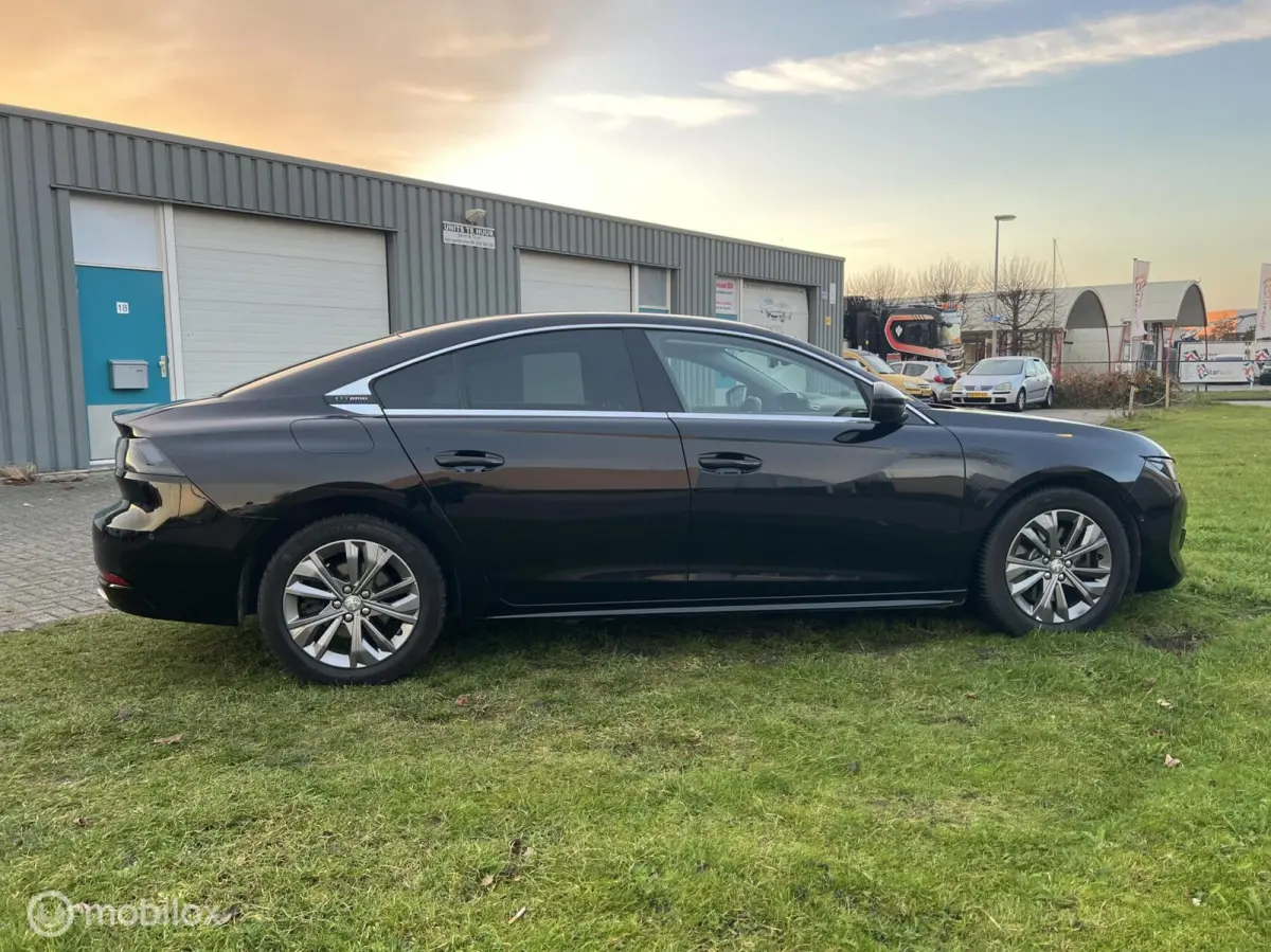 1.6 HYbrid Blue Lease Allure | Automaat |