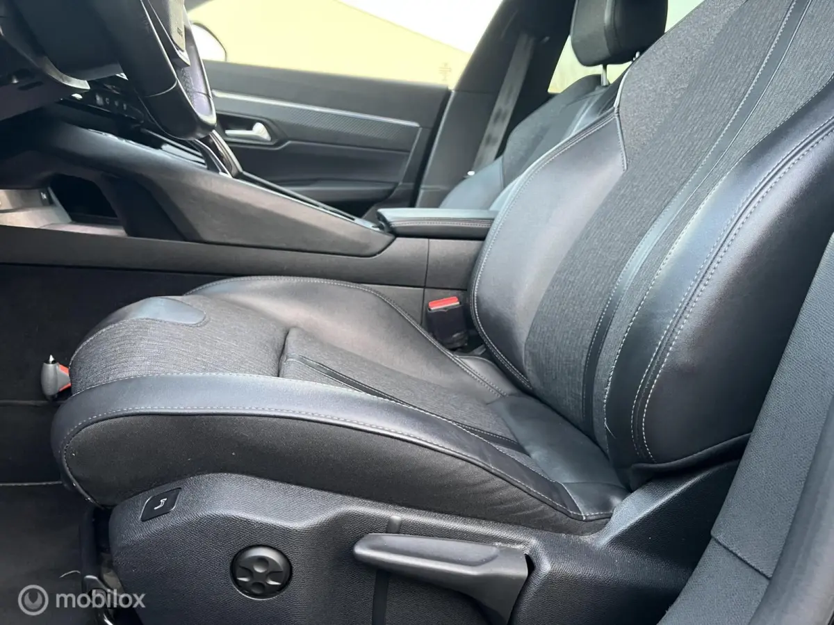 1.6 HYbrid Blue Lease Allure | Automaat |