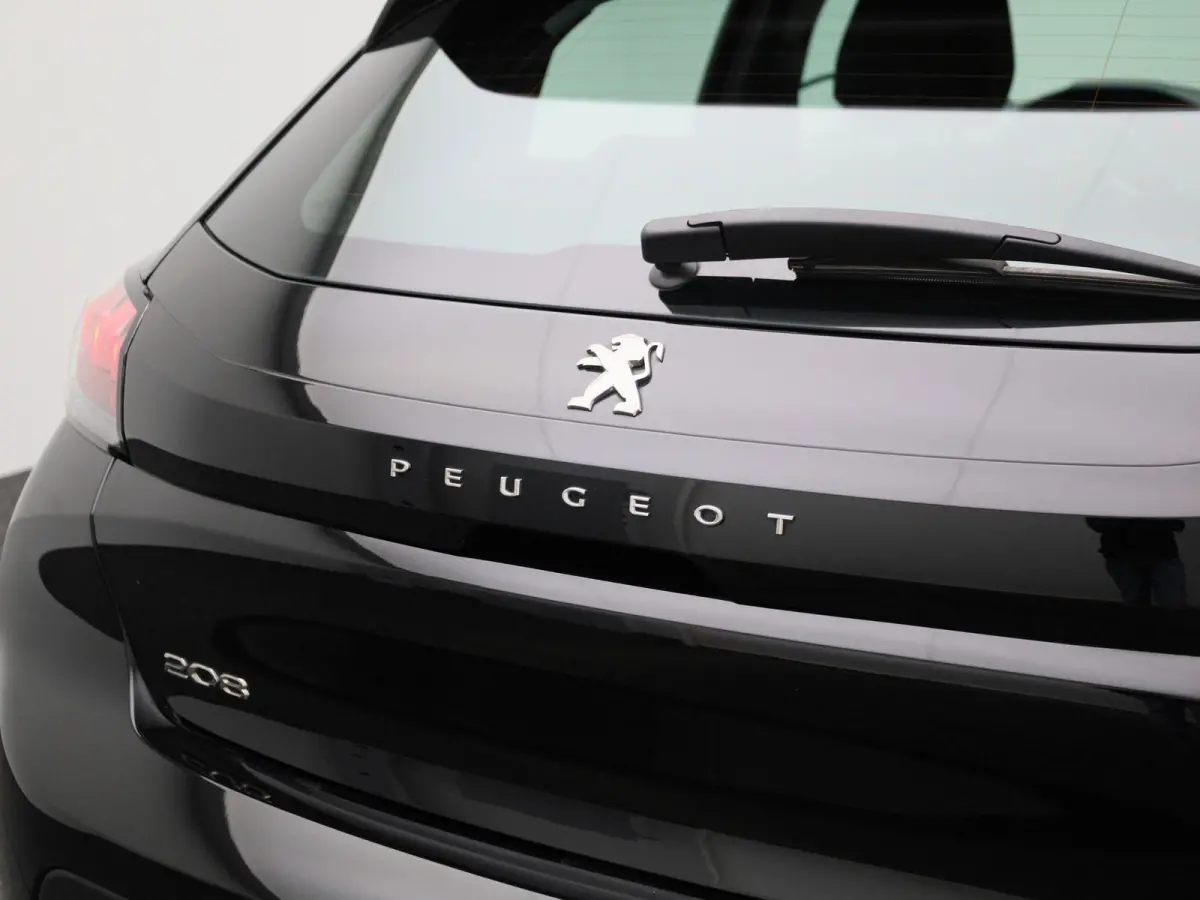 1.2 PureTech Active Pack | Airco | Navigatie | Parkeersensoren | Apple Carplay/Android Auto |