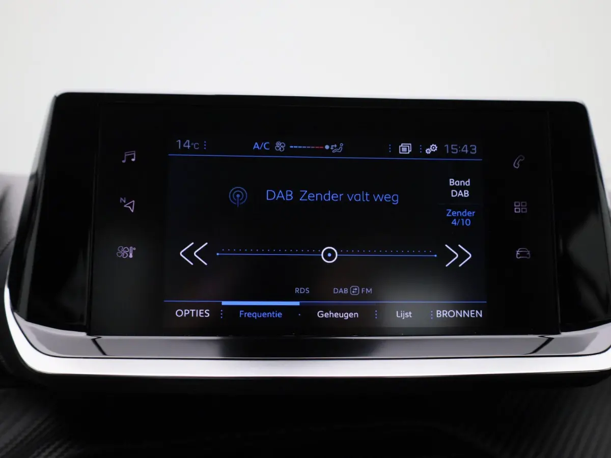 1.2 PureTech Active Pack | Airco | Navigatie | Parkeersensoren | Apple Carplay/Android Auto |