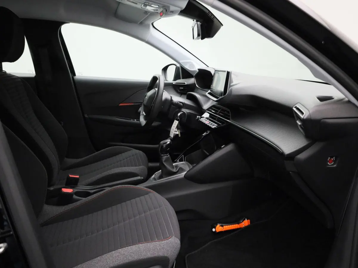 1.2 PureTech Active Pack | Airco | Navigatie | Parkeersensoren | Apple Carplay/Android Auto |
