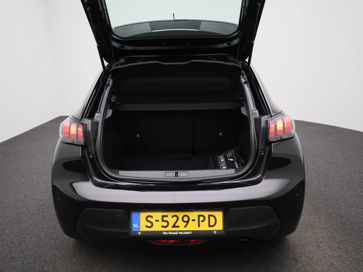 1.2 PureTech Active Pack | Airco | Navigatie | Parkeersensoren | Apple Carplay/Android Auto |