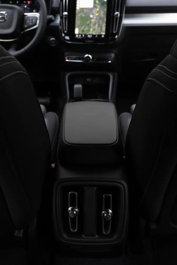 B3 Core Mild Hybrid | Keyless | LED | Camera